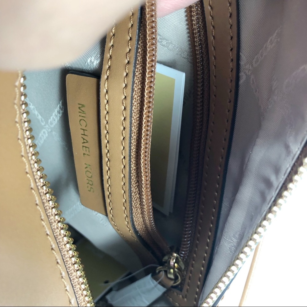 Michael Kors leather crossbody bag brown - Picture 8 of 8